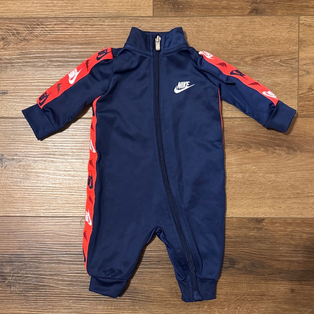 3M Nike Baby Boy Zip Up Logo Track Suit Onsie
